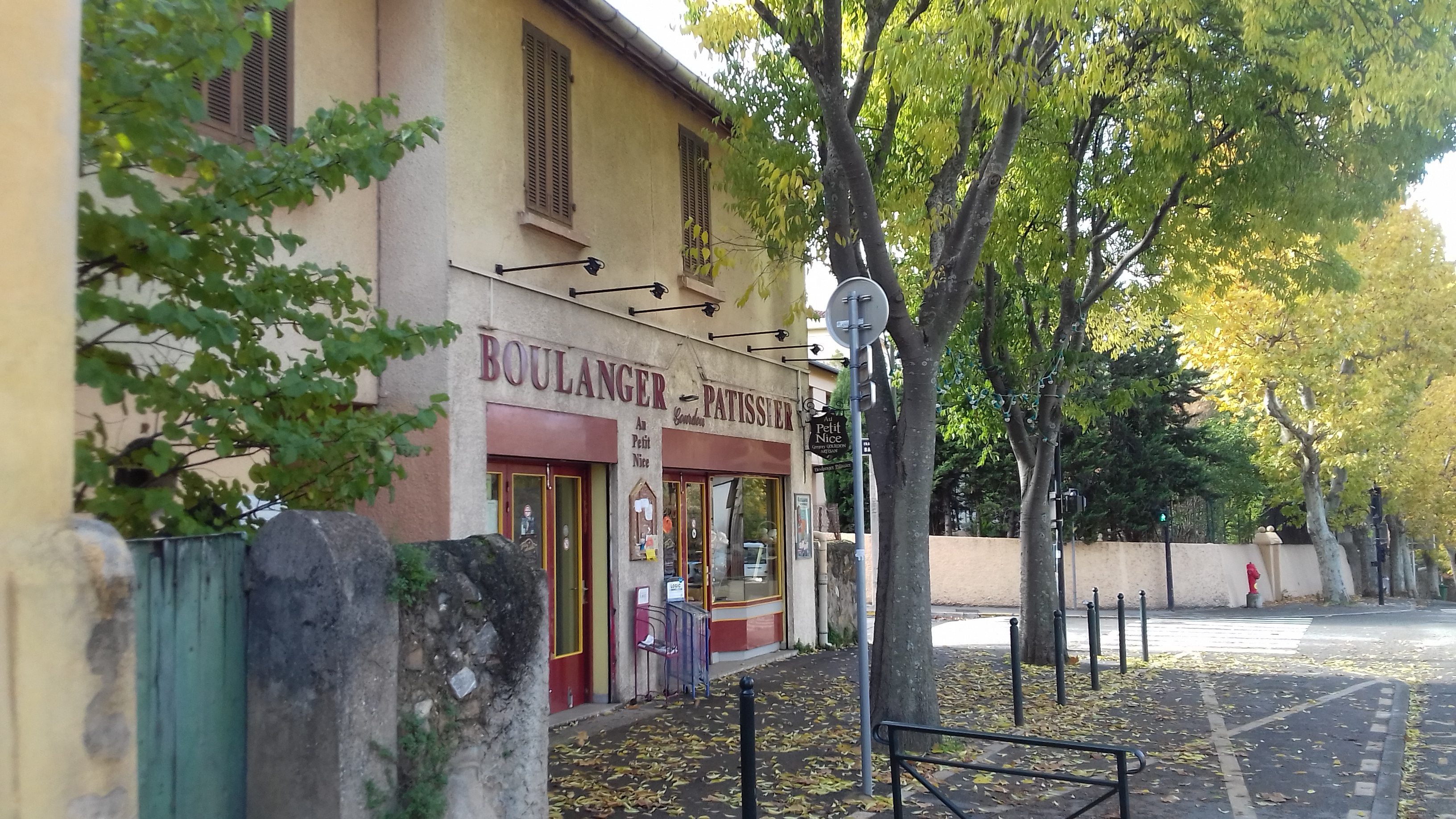 BOULANGERIE DU PETIT NICE : NOUVEAU PROPRIÉTAIRE-NOUVEAUX HORAIRES