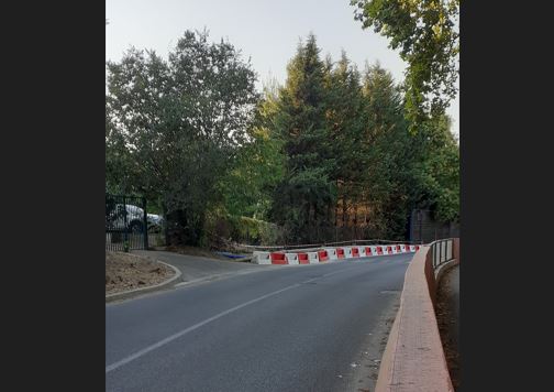 AV. ST. THOMAS DE VILLENEUVE :  un mur , des arbres, la sérénité bientôt ?