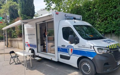 POSTE DE POLICE MOBILE OPÉRATIONNEL